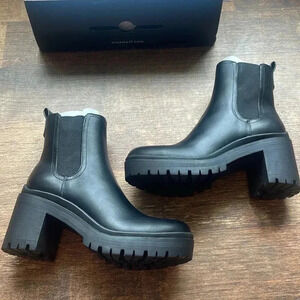 Nine West Quies3 Block Heel Chelsea Boots size 5